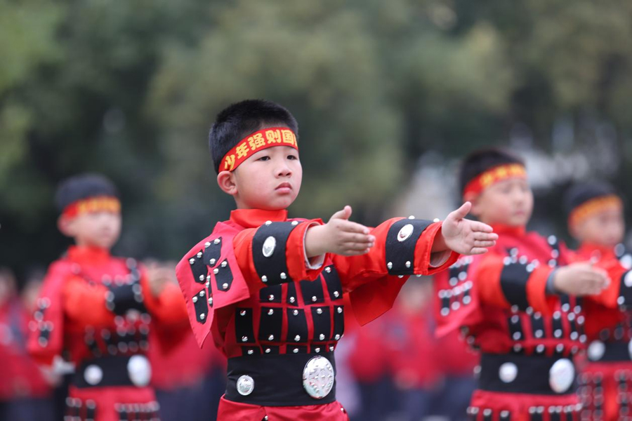 江西余干：特色大课间 欢乐满校园