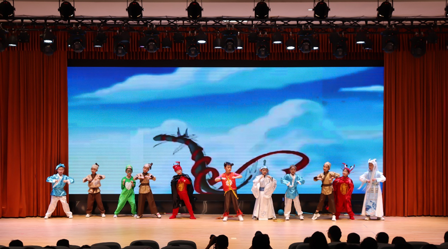 江西鹰潭：思政之花润童心